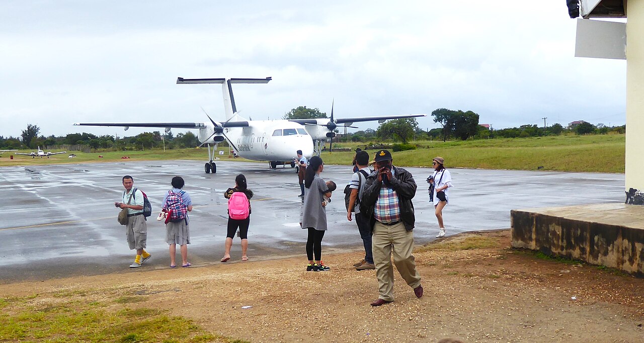 Kenya_Ukunda_Airport_23_BG